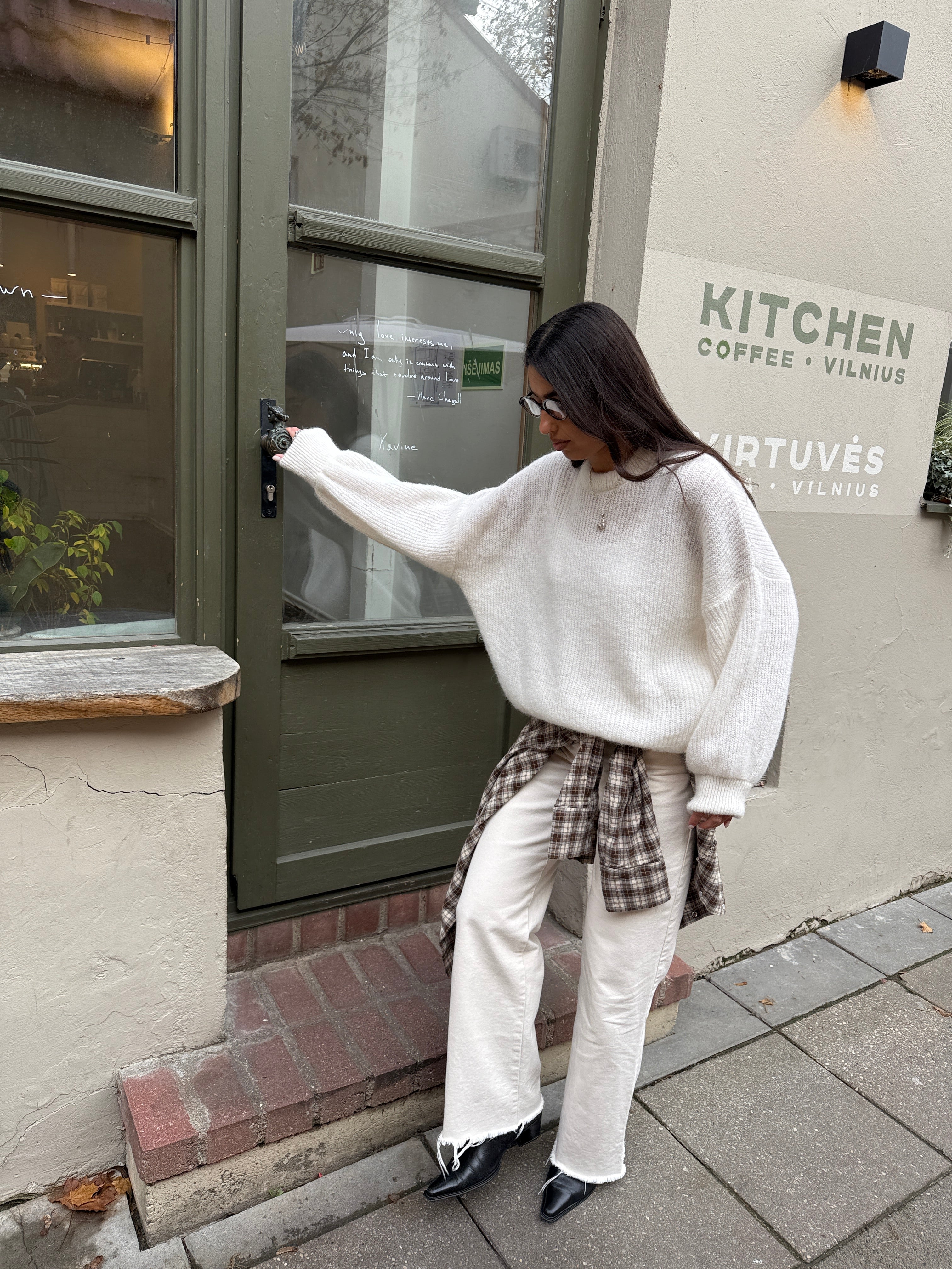 PARIS Alpakos Megztinis Balta