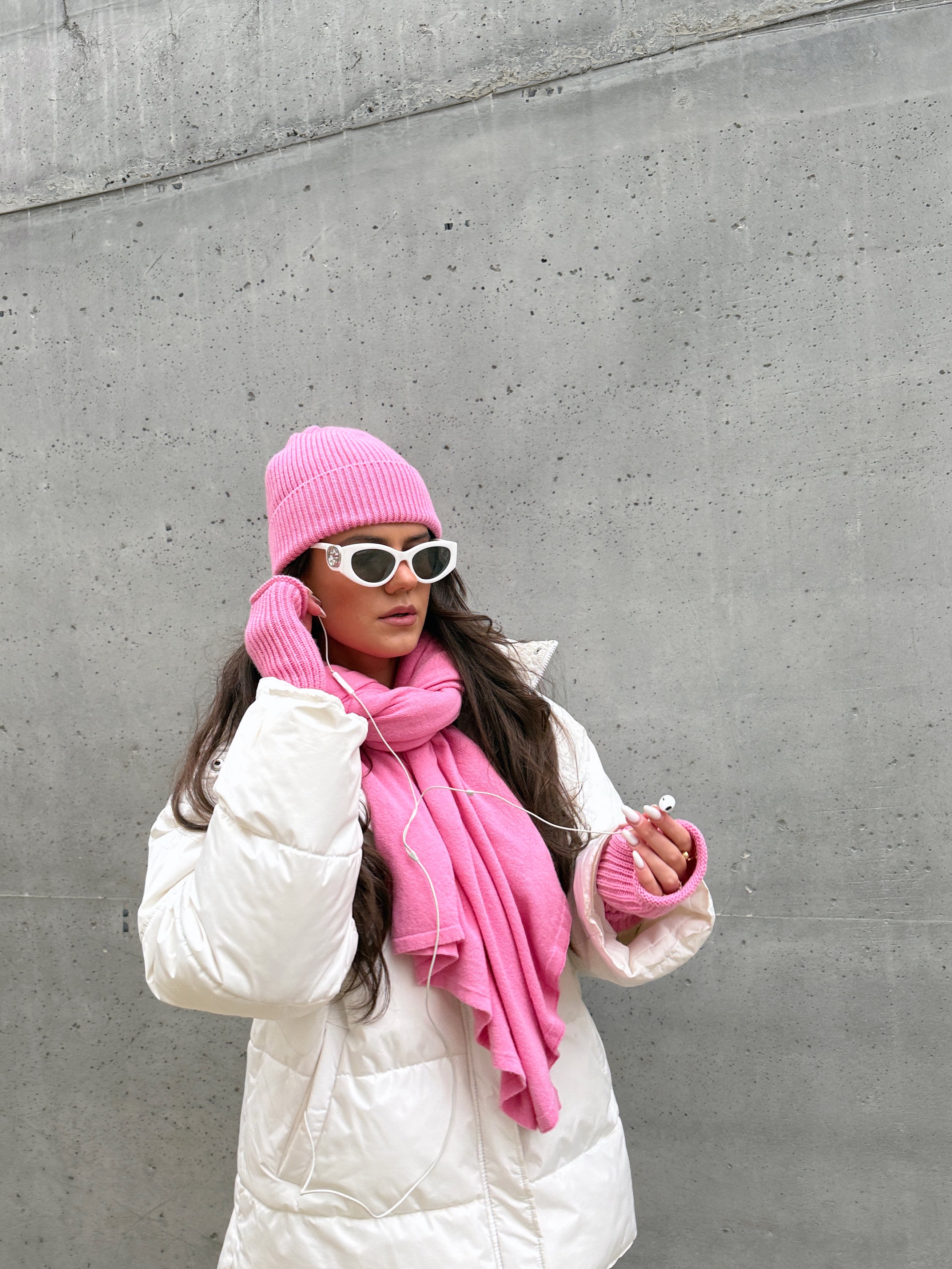 OSLO Merino Vilnos ir Kašmyro Riešinės Rožinė