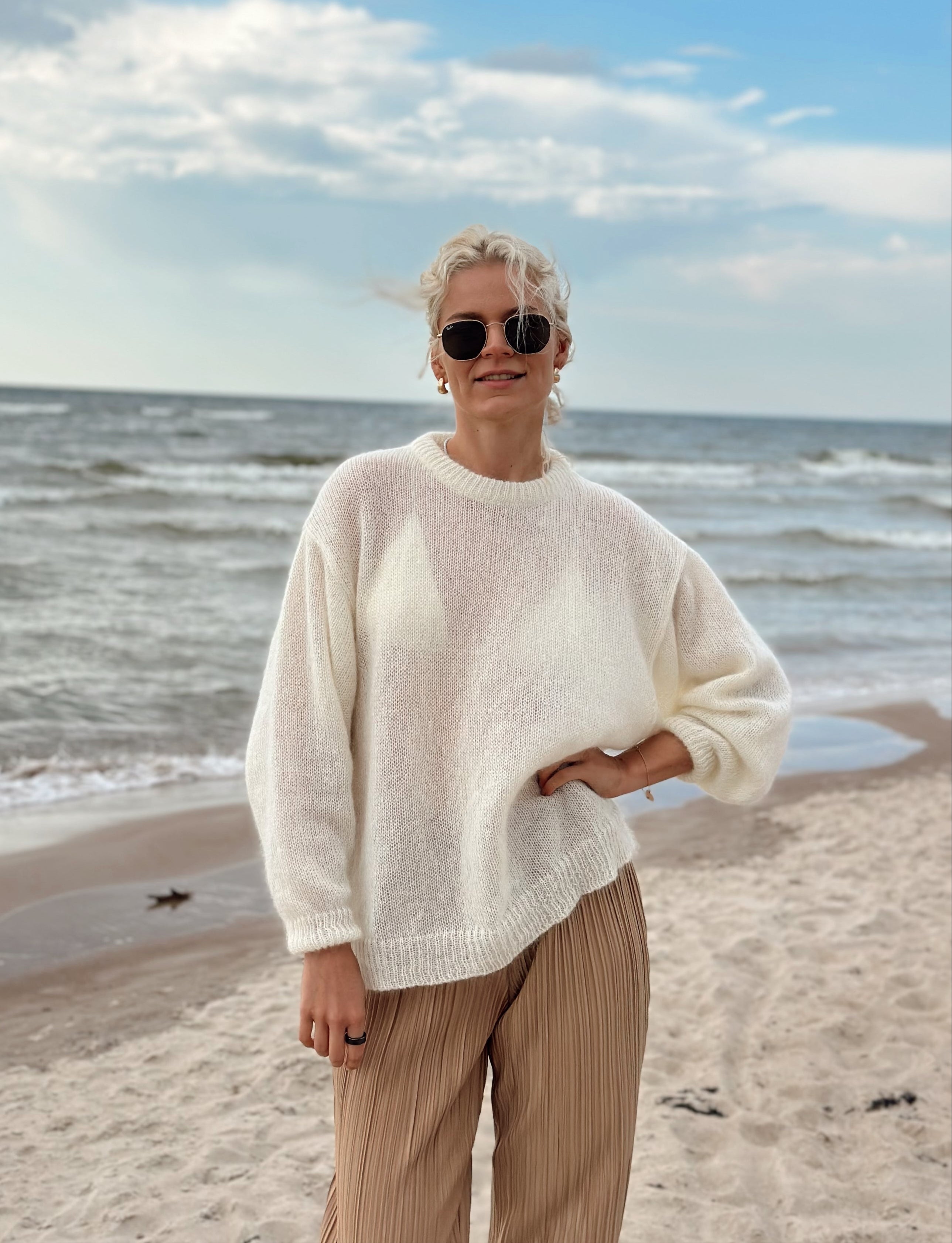 SOFT ROME Moheros ir Merino Vilnos Megztinis Balta – Acada Studio