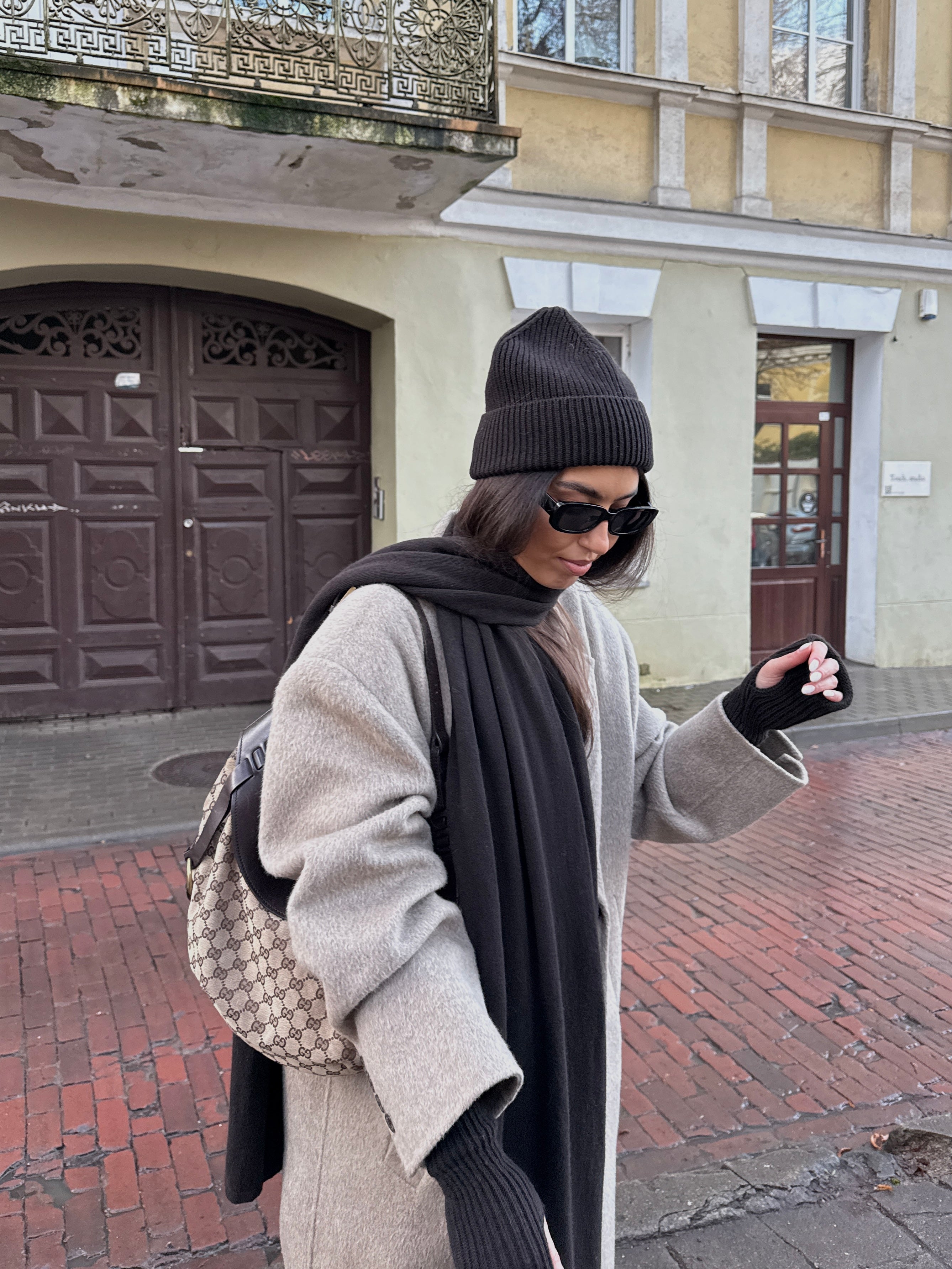 OSLO Merino Vilnos ir Kašmyro Šaliko ir Kepurės Rinkinys Tamsiai Ruda