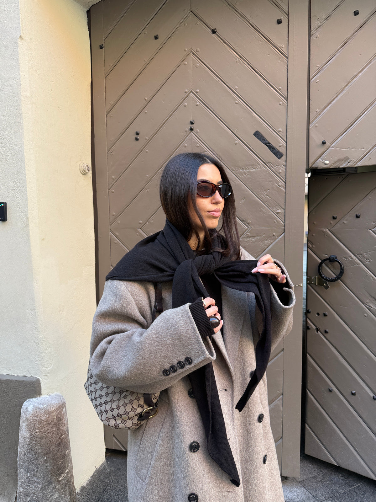 OSLO Merino Wool and Cashmere Triangle Scarf Dark Brown