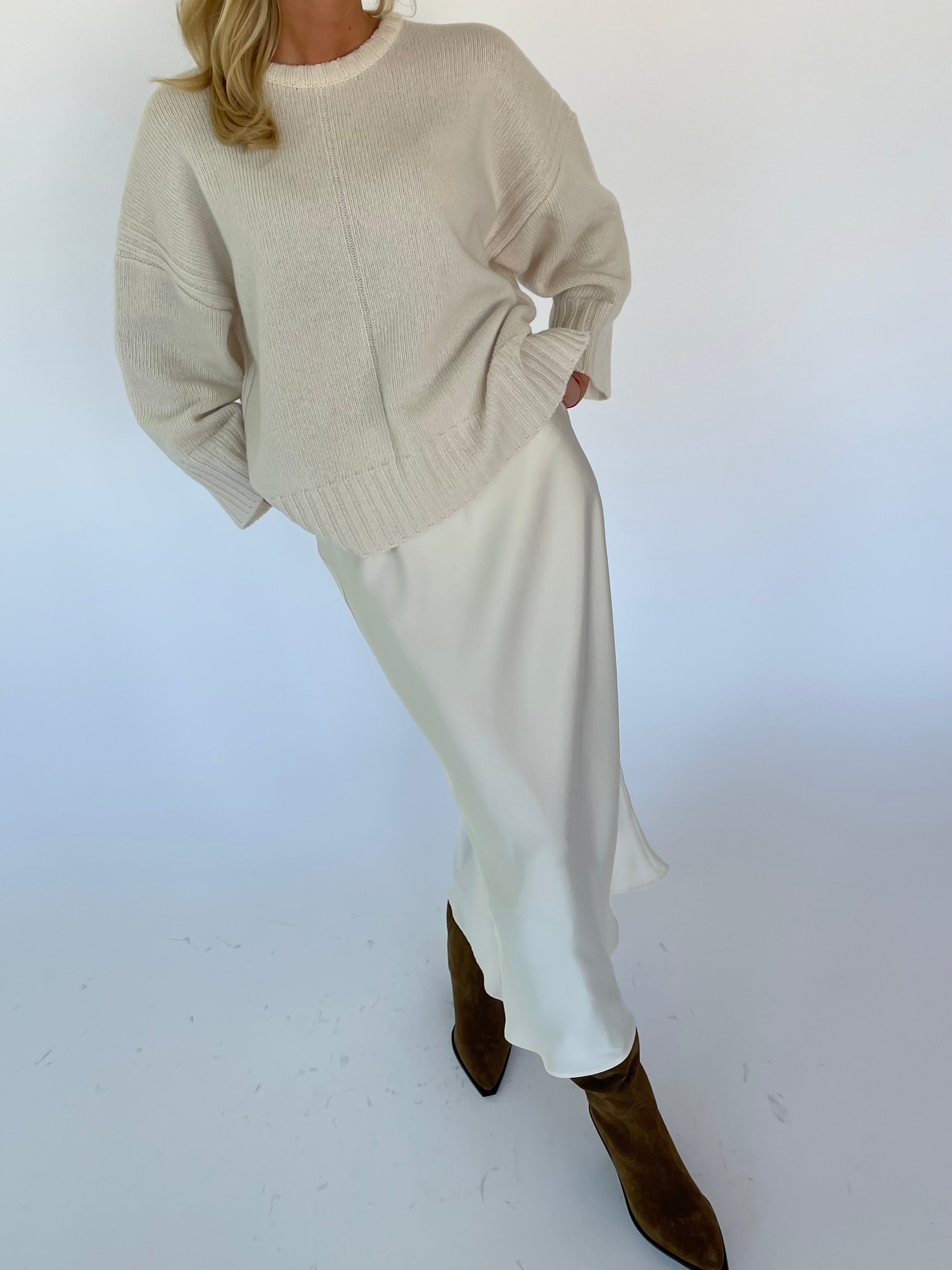 100% Merino Vilnos Megztinis Balta