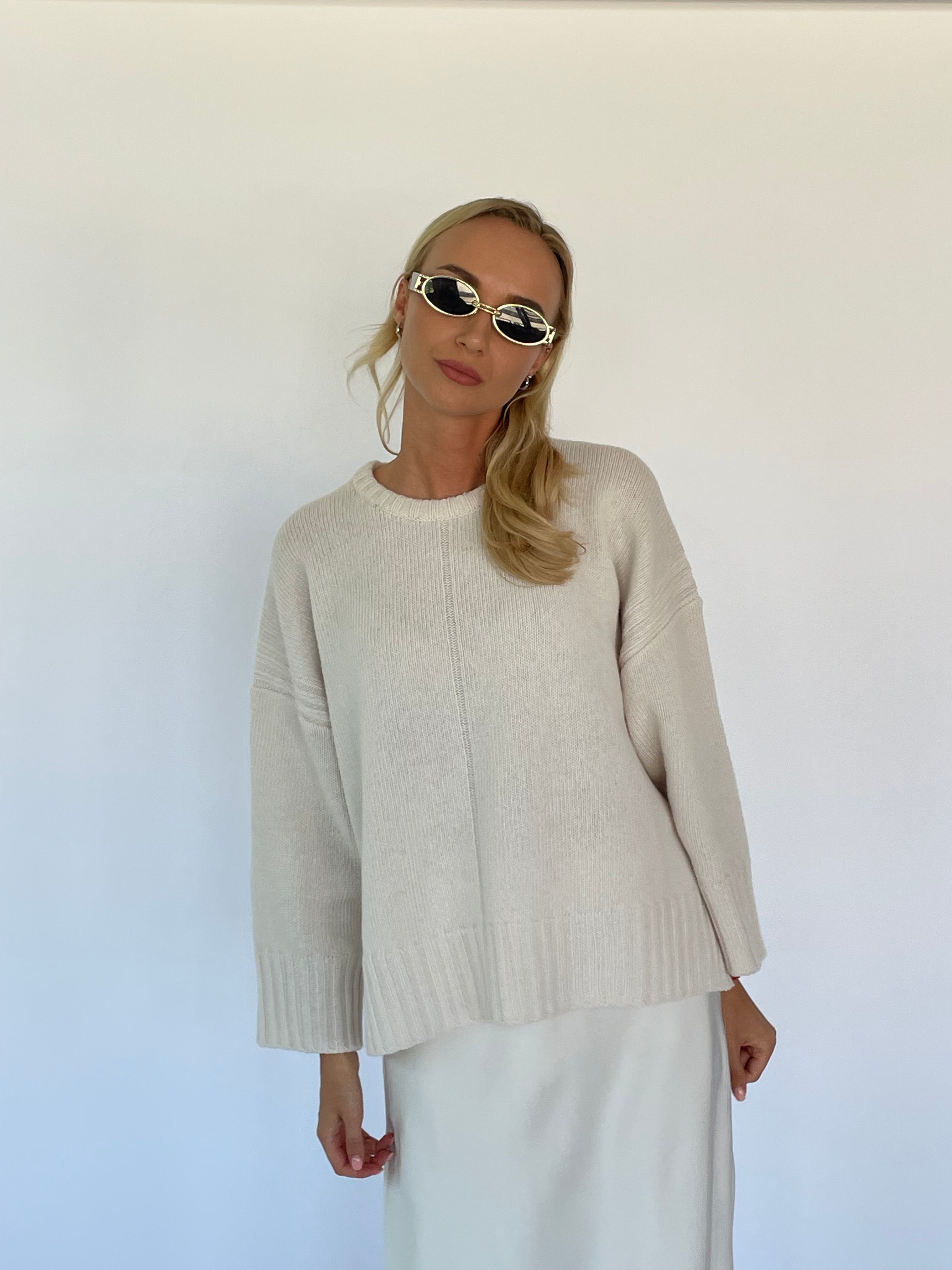 100% Merino Vilnos Megztinis Balta