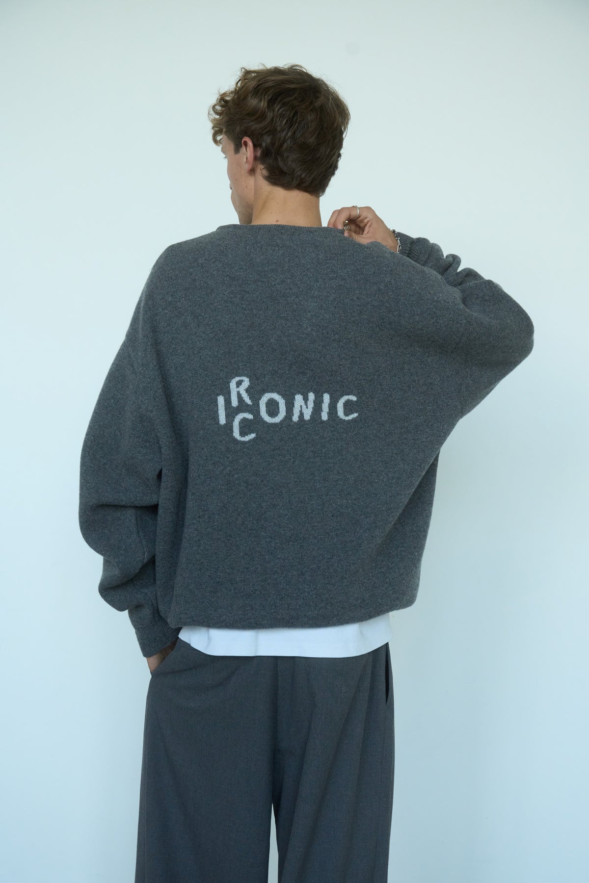 ICONIC Merino Vilnos Megztinis