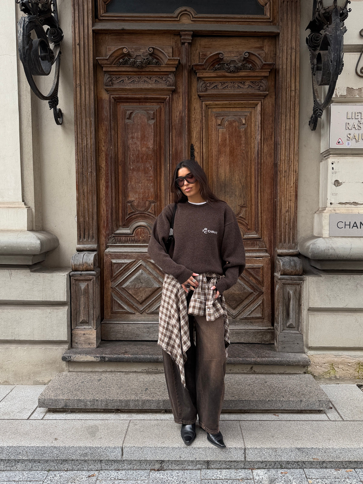 ICONIC Merino Wool Jumper Dark Brown 