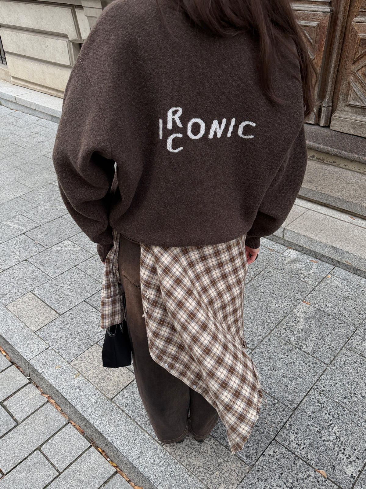 ICONIC Merino Wool Jumper Dark Brown 