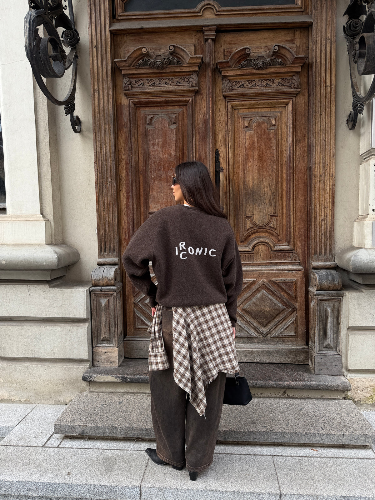 ICONIC Merino Wool Jumper Dark Brown 