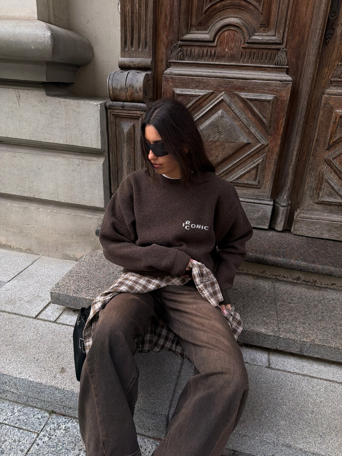 ICONIC Merino Wool Jumper Dark Brown 