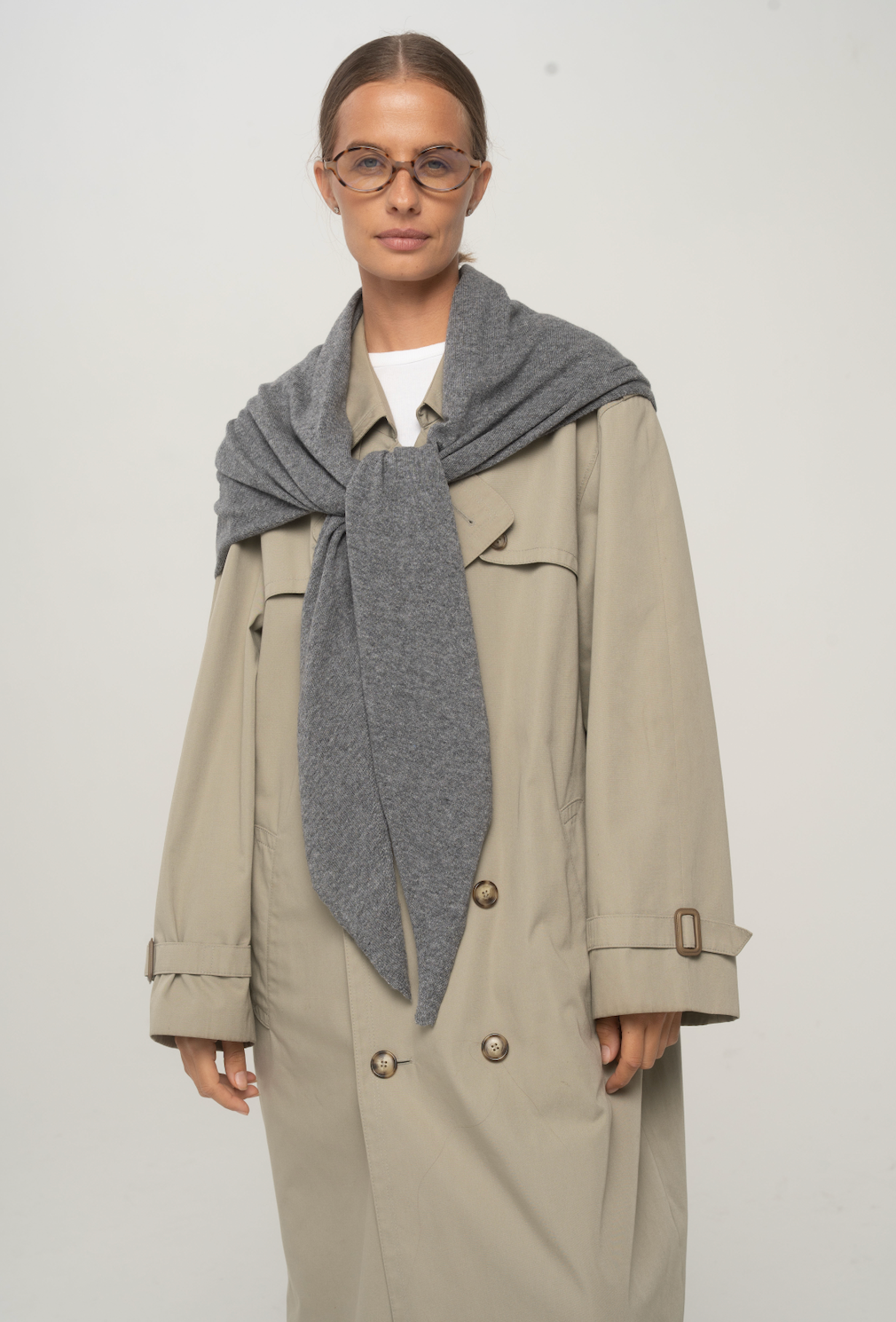 OSLO Merino Wool and Cashmere Triangle Scarf Light Grey